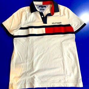 HOLLISTER SHORT SLEEVE COLLARED SHIRT